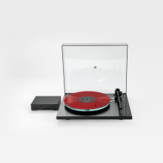 Gramofony / GRAMO / Gramofon Rega Planar 3 RS Edition+ND5 MM+Neo PSU