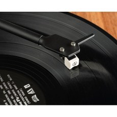 Gramofony / GRAMO / Gramofon Pro-Ject E1 Phono+AT3600L / Walnut