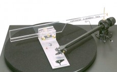 Gramofony / GRAMO / �ablona pro nastaven� p�enosky a ram�nka gramofonu