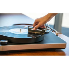 Gramofony / GRAMO / Kart��ek karbonov� antistatick� / Audioquest Silver Anti