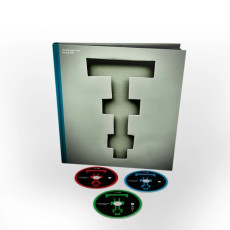 2CD-BRD / Pineapple Thief / Far And Wide / Artbook / 2CD+Blu-Ray
