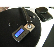 Gramofony / GRAMO / V�ha digit�ln� / Elektronika Praha Digital Scale