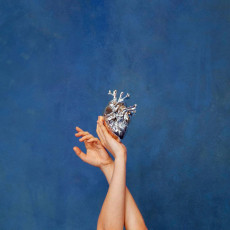 CD / Aurora / What Happened To the Heart? / Digipack