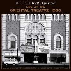 2LP / Davis Miles Quintet / Live At The Oriental Theatre 1966 / Vinyl