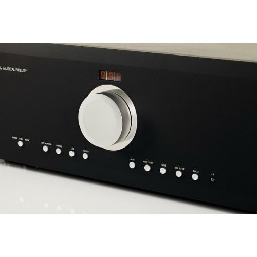 HIFI / HIFI / P�edzesilova�:Musical Fidelity M8s PRE / Black